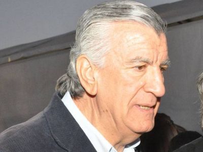 Gioja quiere viajar a la asunci�n del Papa, pero no cree que CFK lo invite