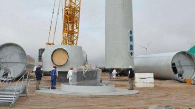 Pretenden montar una torre por semana en el Parque E�lico