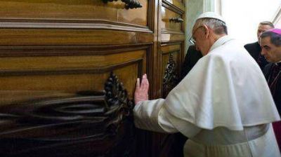 Afirman que Francisco cuestion� la presencia de un cardenal acusado de encubrir a ped�filos