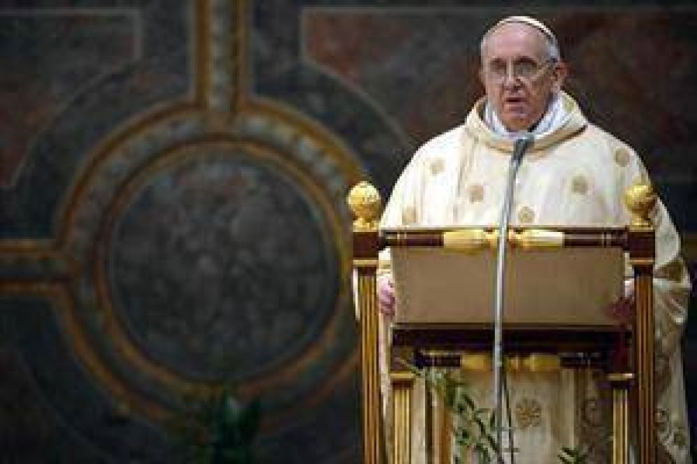 Francisco visit� a un cardenal argentino que est� internado en Roma