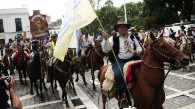 En su �ltimo paso por C�rdoba, Bergoglio tambi�n lleg� en colectivo