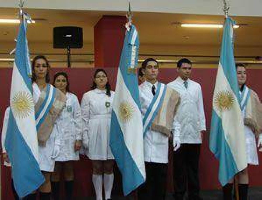 Institutos preuniversitarios iniciaron ciclo lectivo 2013
