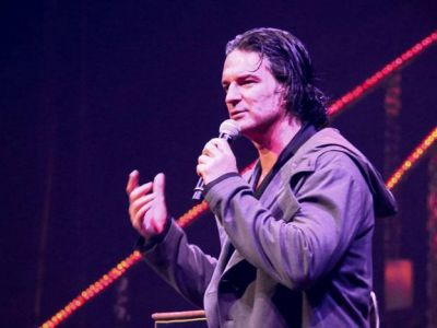 sanjuan8.com te regala la primera entrada vip para ver a Ricardo Arjona
