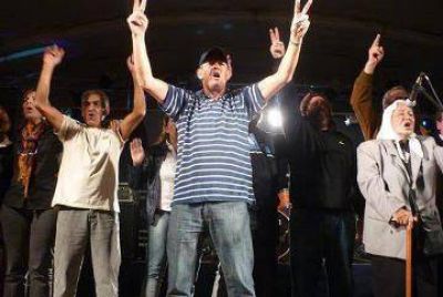 La campa�a lleg� a su fin y se abren paso los votos