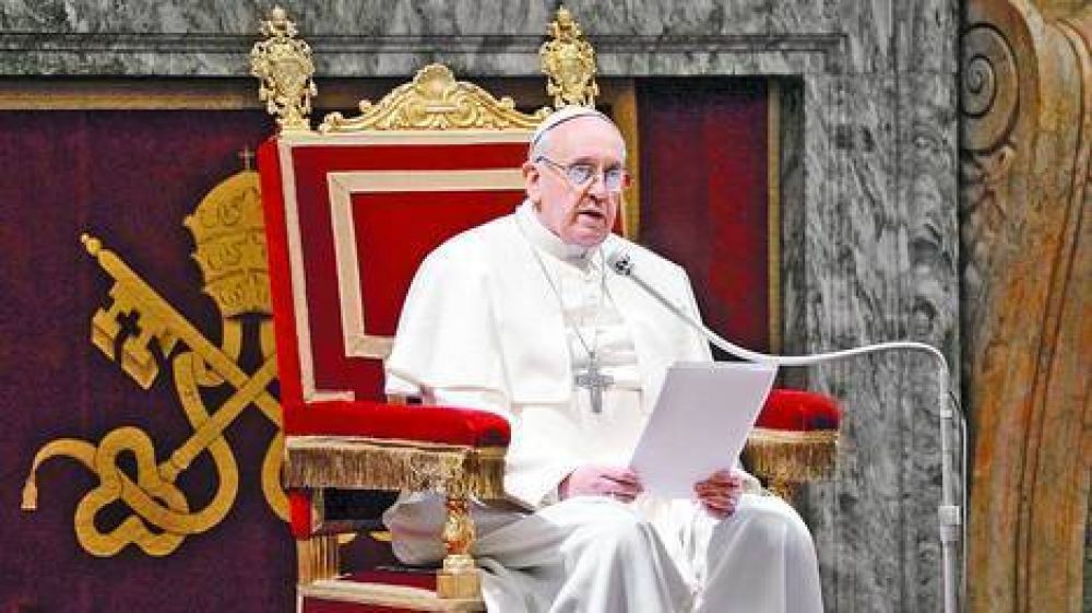 Rechazo y repudio del Vaticano a la acusaci�n contra Francisco