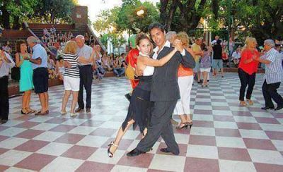 Este domingo vuelve la Milonga callejera a Mart�nez