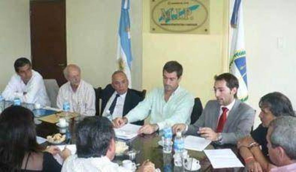 Eval�an los avances de la pol�tica habitacional en Jujuy