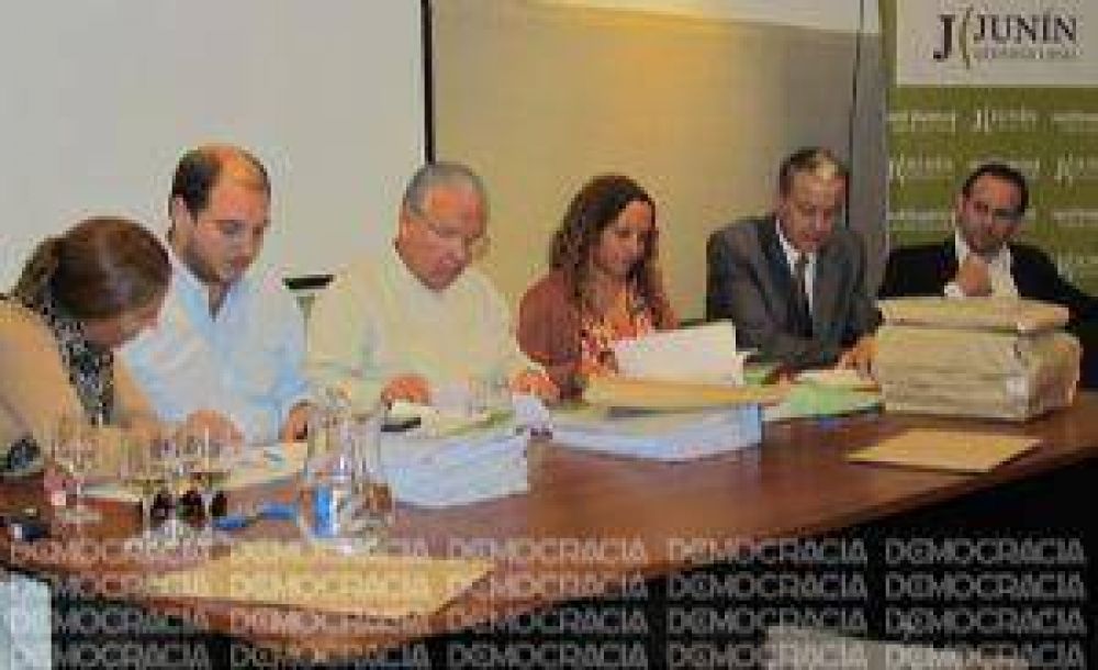 Terminal: se hizo la apertura de sobres para la licitaci�n