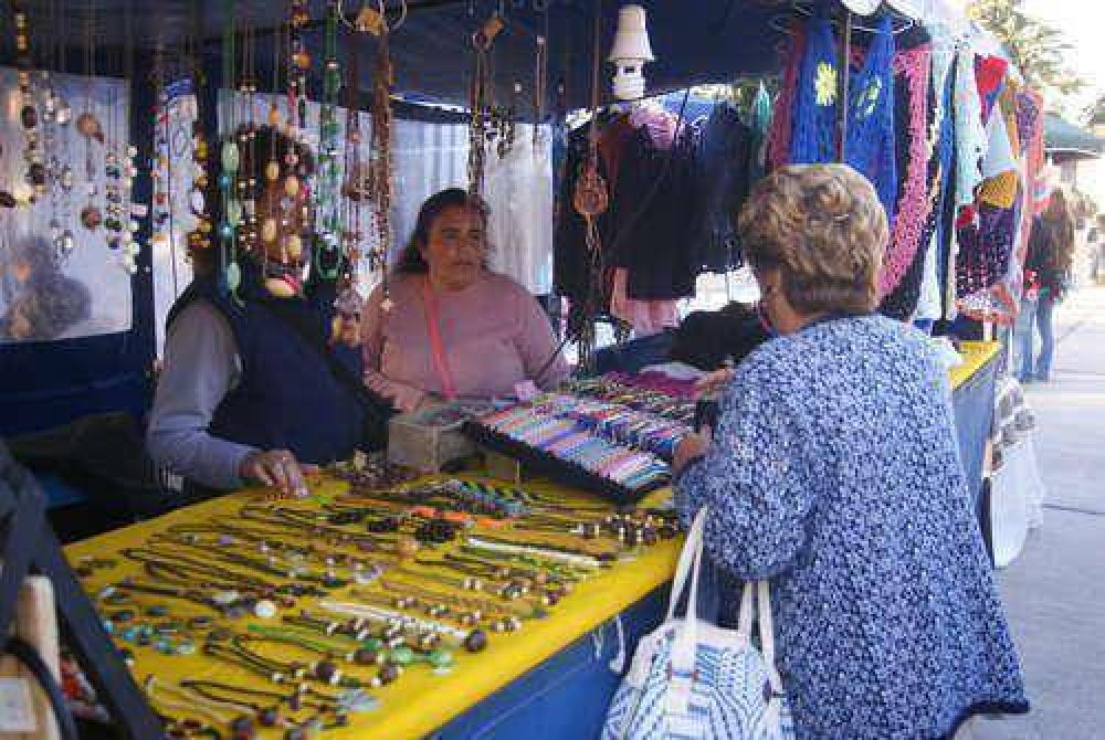 Comenz� la Fiesta por el D�a Mundial del Artesano