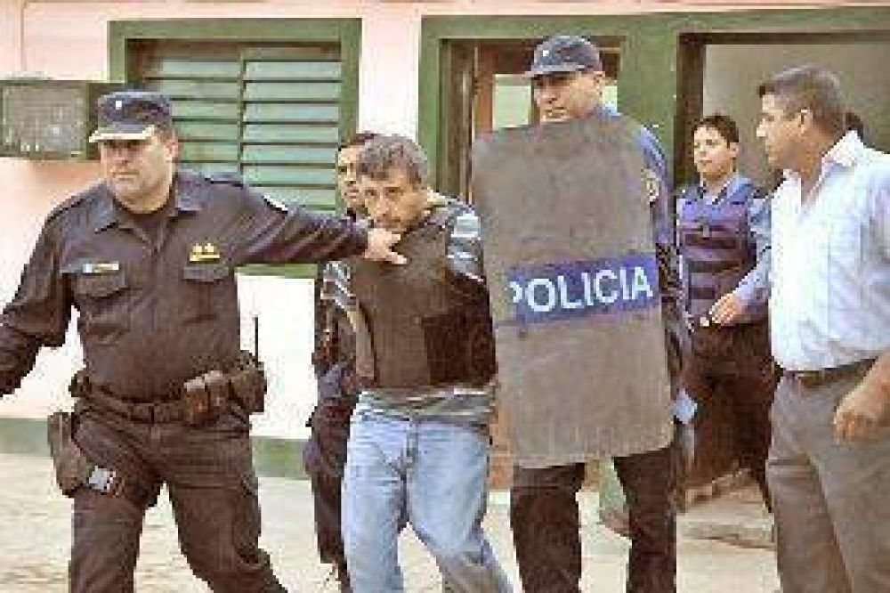 Por serios incidentes en Comisar�a 47, el juez traslad� al Penal al hombre que mat� a mujer