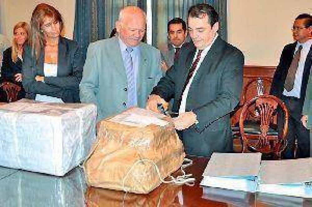 Tres empresas pugnan por la obra de agua potable en Campo Gallo