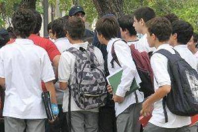 Preocupaci�n por los constantes actos de violencia entre alumnos