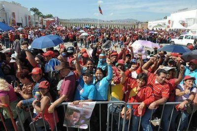 �Volver� aqu� como presidente constitucional de Venezuela�, prometi� Nicol�s Maduro