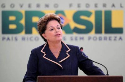 Rousseff lanzo un amplio plan de defensa de los derechos del consumidor