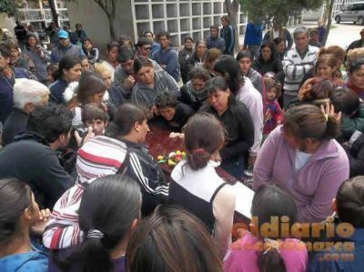 Velaron los restos de Rita Valdez