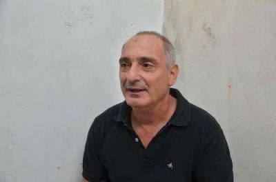 "Hay una decisi�n del Frente Gremial Docente de dar la lucha"