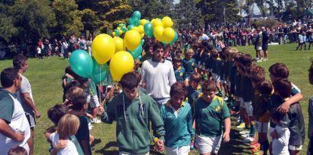 Emoci�n y memoria en el homenaje a Juan Pedro Tuculet
