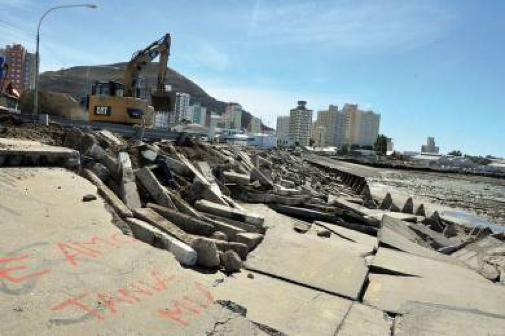 Comenzaron los trabajos sobre calle Duc�s