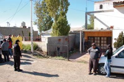 Sexagenario muere al caer de un techo