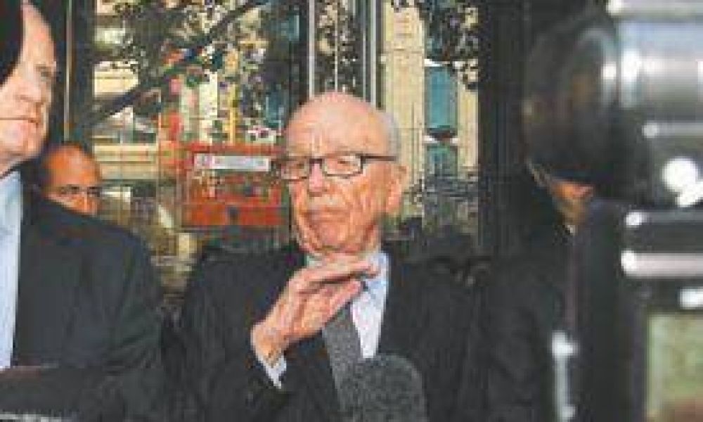 Murdoch recibe 600 denuncias m�s por las escuchas ilegales