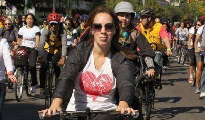 Vidal en una bicicleteada solidaria
