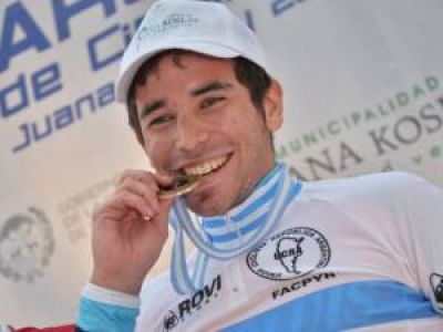 Cristian Mart�nez abraz� la gloria y festej� en su casa