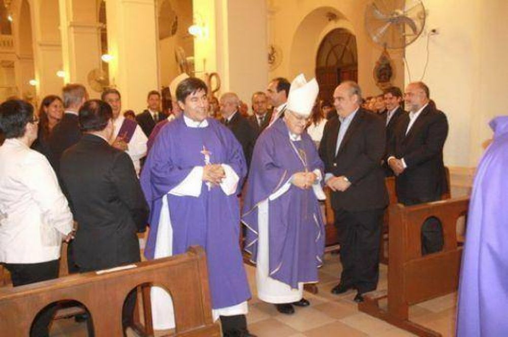 Colombi particip� en la misa por el papa Francisco