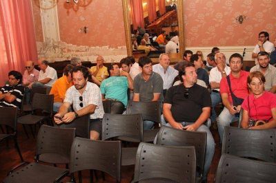 CONVOCATORIA EN APOYO A LA GESTI�N CONTRA LA APLICACI�N DE UNA TASA AL TURISMO