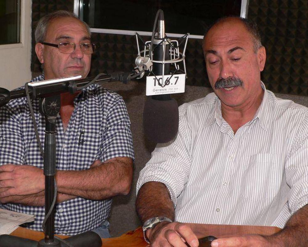 EL EX SEC. DE SALUD DANIEL AG�ERO ENCABEZ� UNA CHARLA EN LA CIUDAD