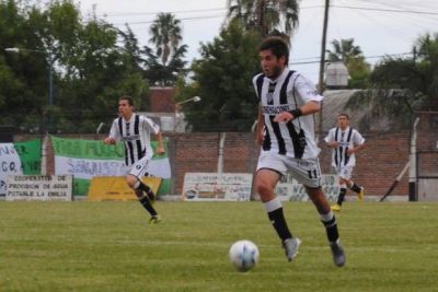 Argentino B: La Emilia gan� con lo justo