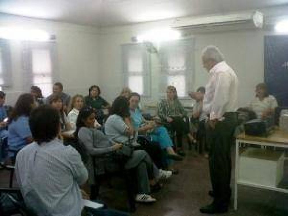 Ministerio de Salud P�blica: analizaron la situaci�n sobre el mal de Chagas en la provincia