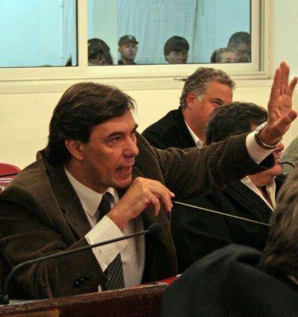 Quieren que los funcionarios se sometan a an�lisis para determinar si son adictos