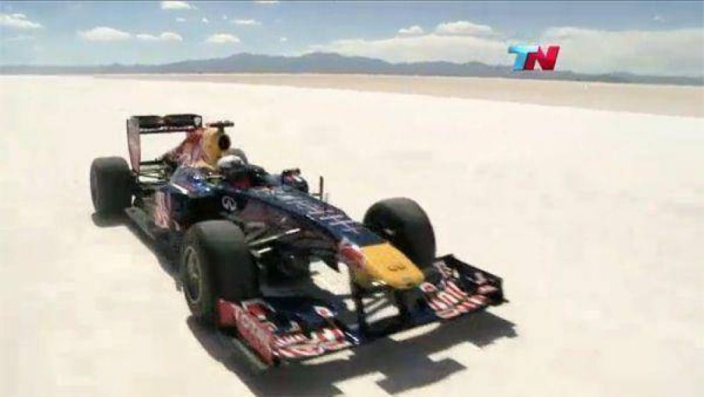 Un F�rmula 1 en las Salinas Grandes de Jujuy