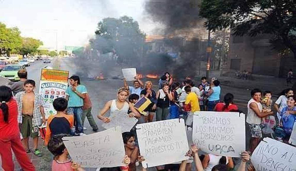 Para Gonz�lez, ya hay dengue aut�ctono
