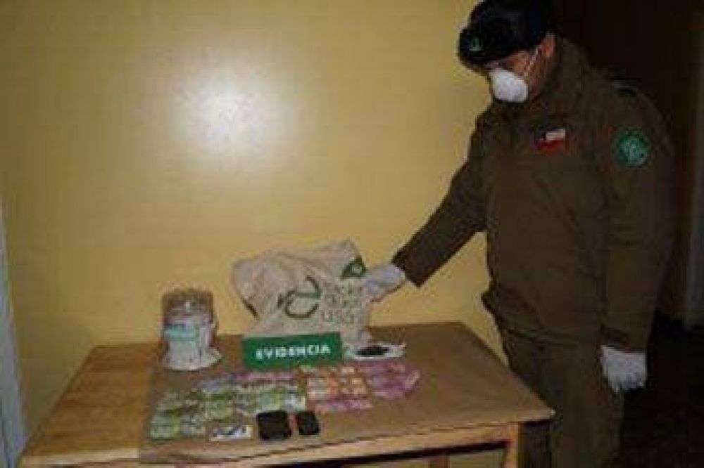 M�s droga desde Santa Cruz hacia Chile