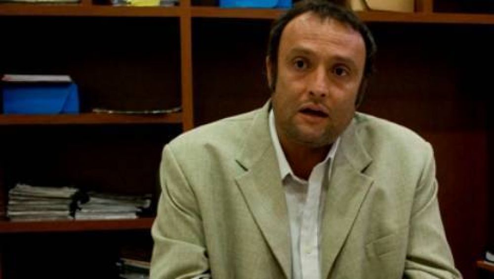 El Gobierno adquirir� tierras para construir viviendas