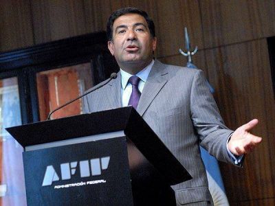 "El 20% no es un impuesto, es exteriorizaci�n del patrimonio del contribuyente", dice AFIP