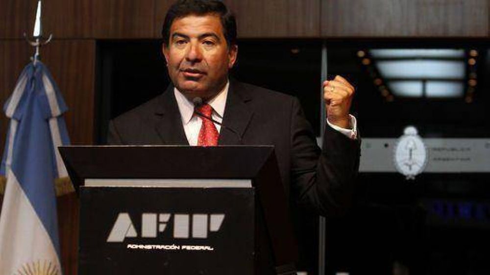 Echegaray persigue a los Bancos y Sociedades de Bolsa: denunci� al HSBC por fraude