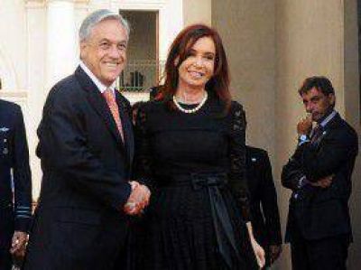 Cristina se reuni� con Pi�era y hablaron del tren trasandino