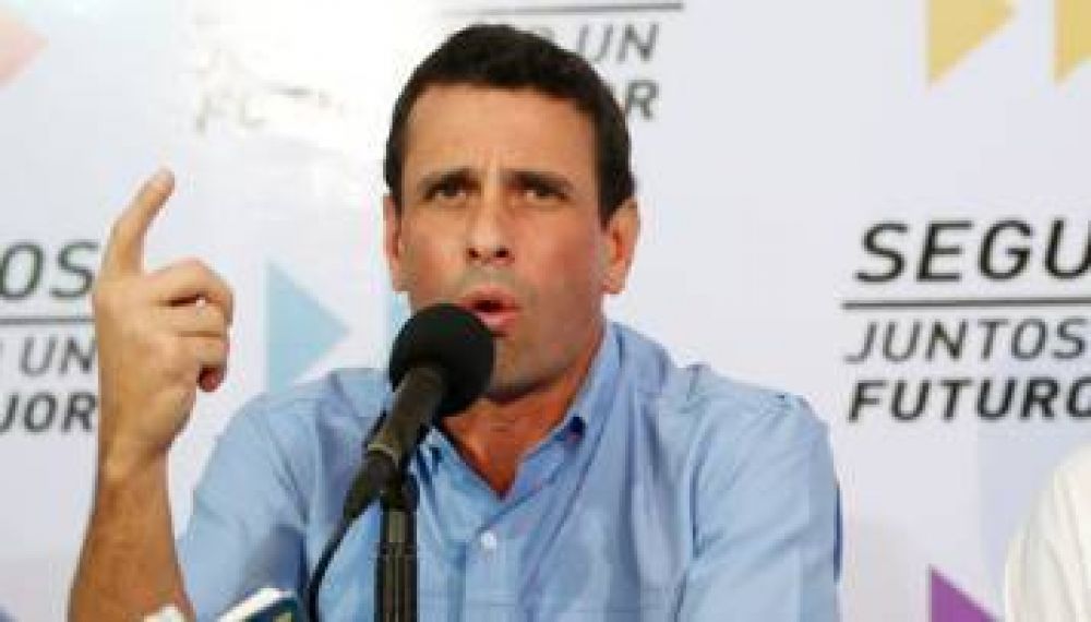 Si gana, Capriles pondr� fin al contrato petrolero con Cuba