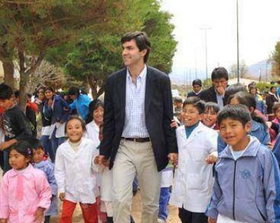 Ampliaci�n de un edificio escolar en el paraje El Rodeo. 