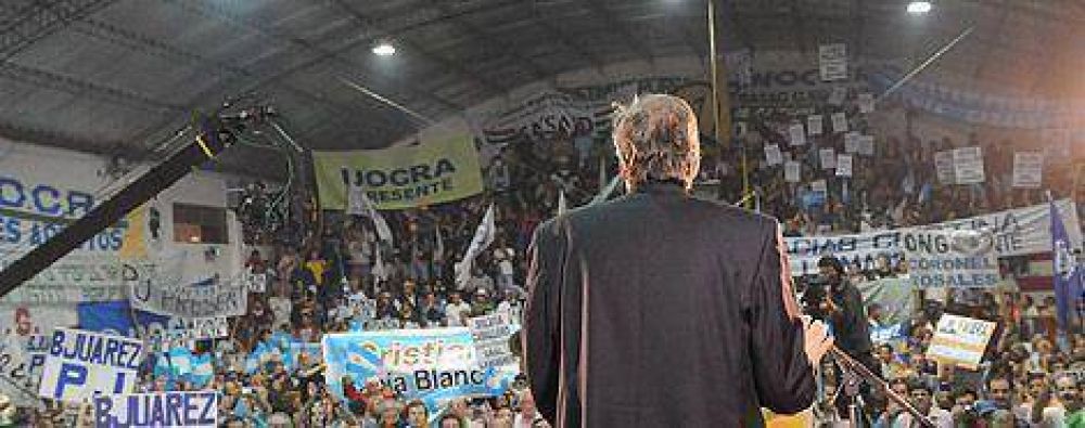 "A m� y a Daniel nos toc� sacar al pa�s del infierno" 
