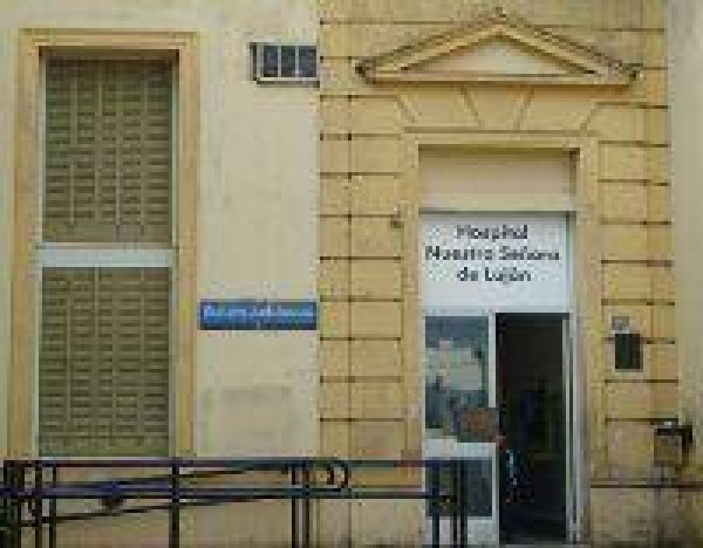 LOS PROFESIONALES DEL HOSPITAL DE LUJ�N PARAN POR 48 Hs. 