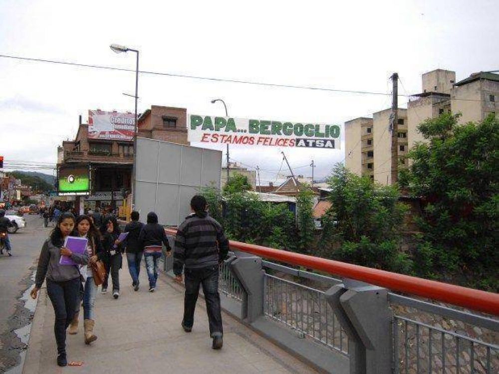 Los juje�os oran por la asunci�n del Papa