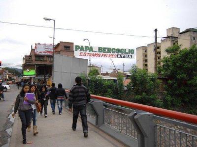 Los juje�os oran por la asunci�n del Papa
