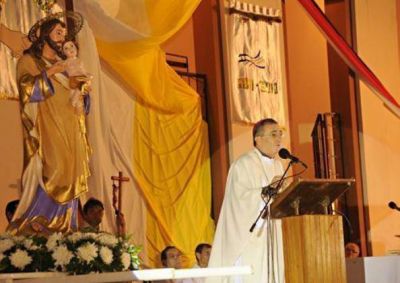 La Catedral conjuga la vigilia por el Papa y las celebraciones patronales