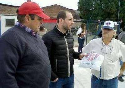 Pablo Zabaleta visit� obras en Arrecifes