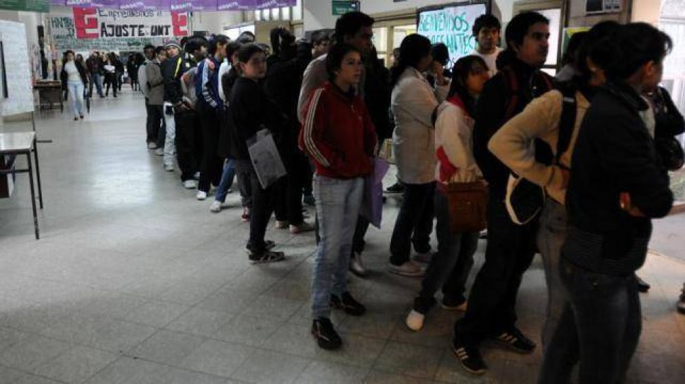 Remedio contra la deserci�n: m�s dedicaci�n docente