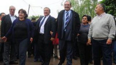 Alperovich insinu� que liderar� la lista de diputados en octubre