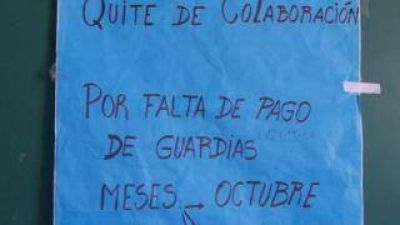 Trabajadores recrucen medidas de fuerza y los hospitales, colapsados